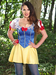 Babe Costume Pics